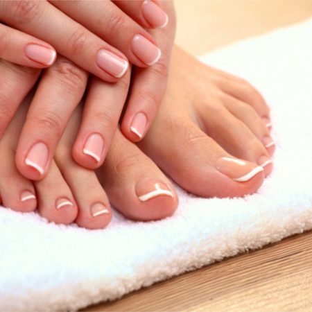 Manucure et soins des pieds